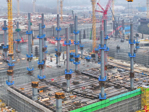 松江枢纽建设新进展 松江站服务中心进入地上主体结构施工阶段