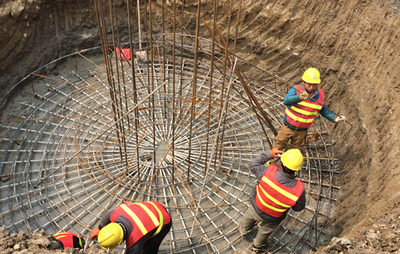 张家港疏港高速公路三大系统工程施工简讯